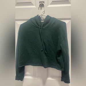 Green cropped hoodie